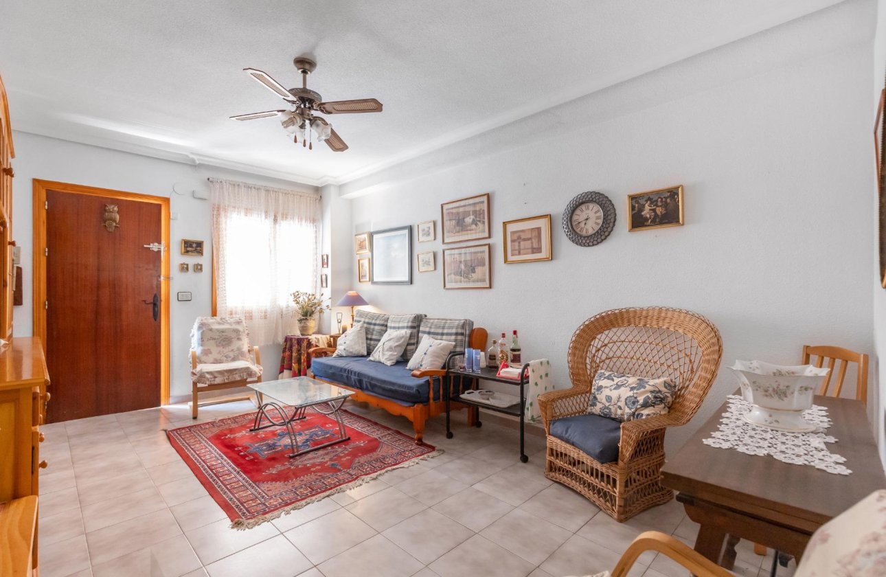 Resale - Apartment / flat - Torrevieja - Acequion