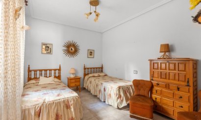 Resale - Apartment / flat - Torrevieja - Acequion
