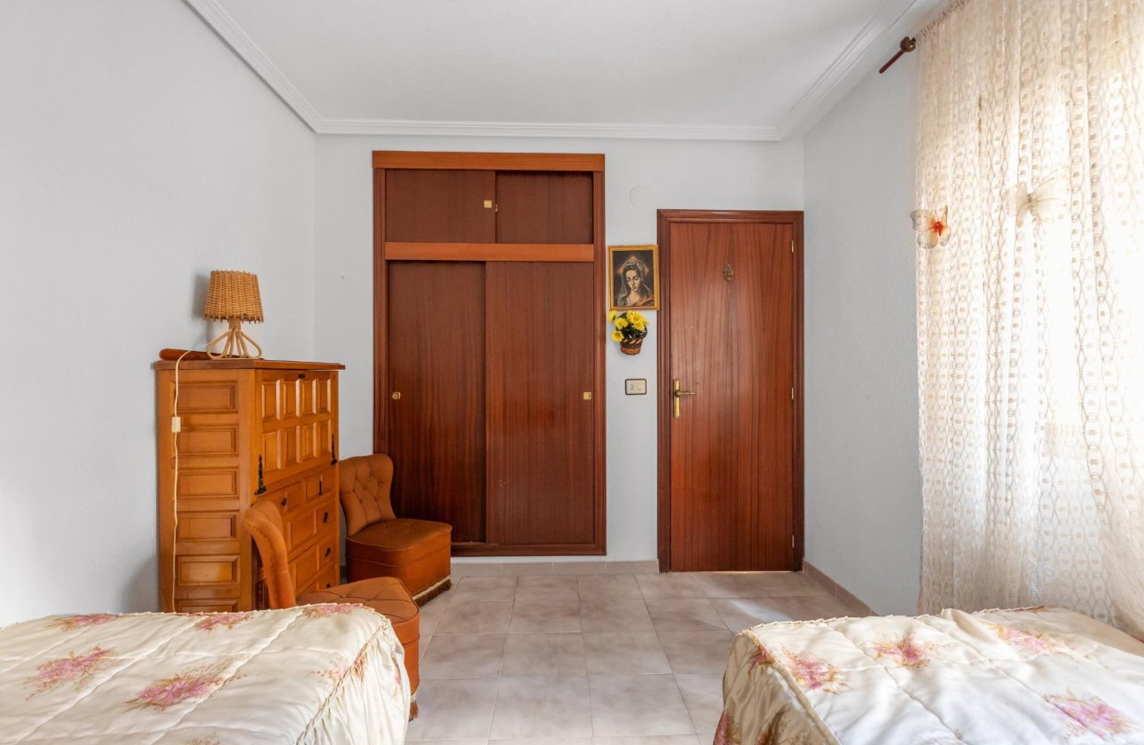 Resale - Apartment / flat - Torrevieja - Acequion