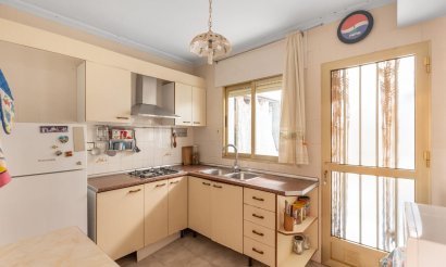 Resale - Apartment / flat - Torrevieja - Acequion