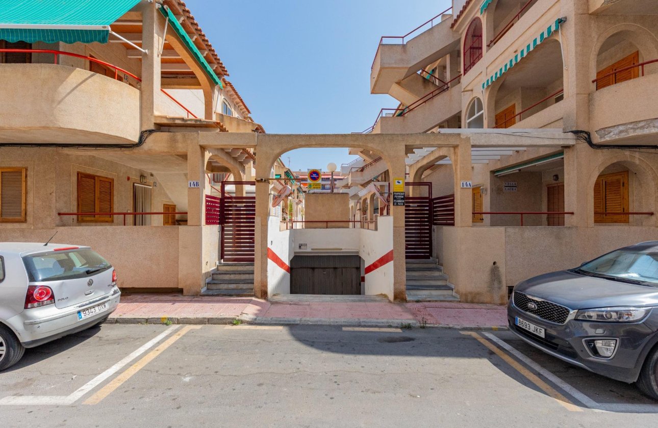 Resale - Apartment / flat - Torrevieja - Acequion