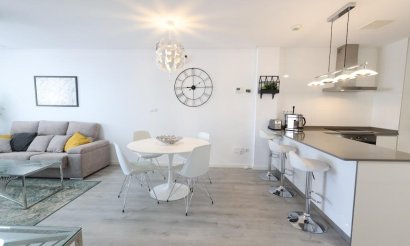 Resale - Apartment / flat - Orihuela Costa - Los Dolses