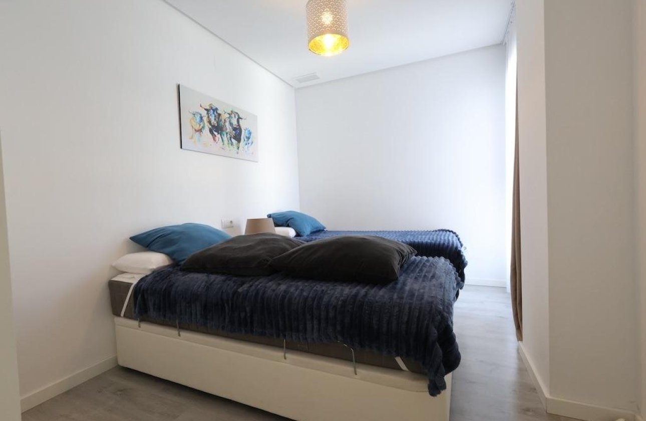 Resale - Apartment / flat - Orihuela Costa - Los Dolses