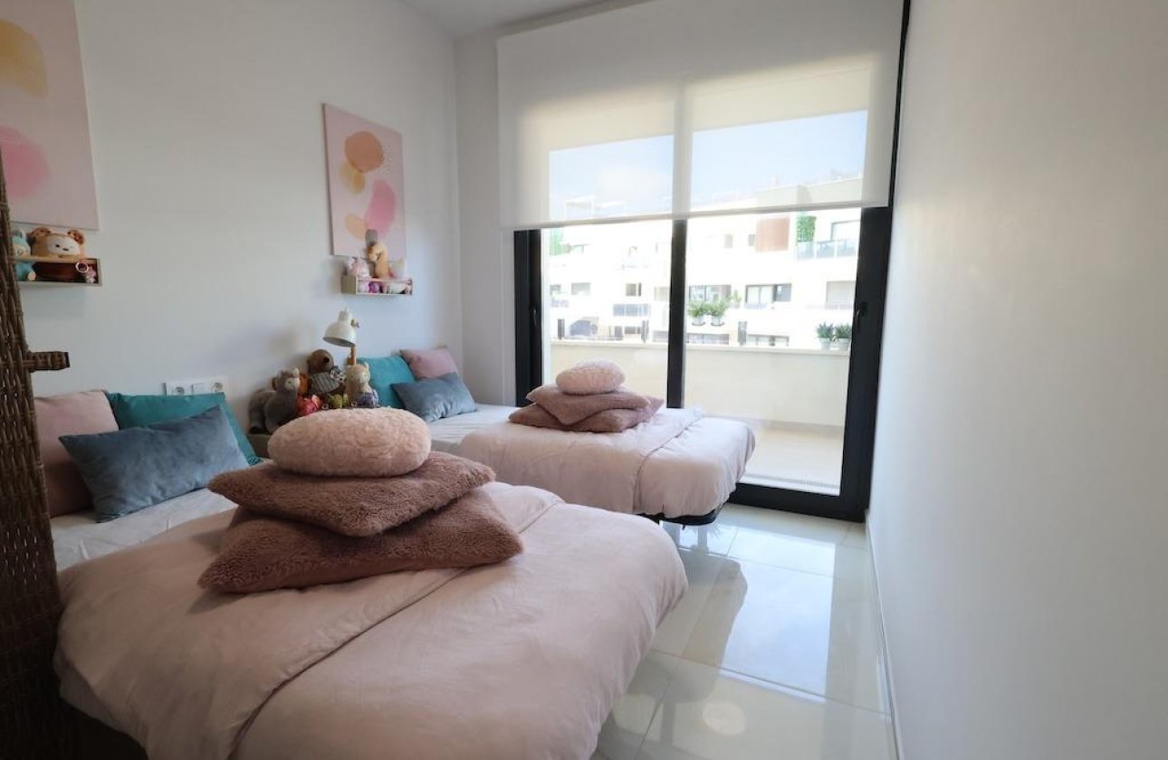 Resale - Apartment / flat - Orihuela Costa - Punta Prima