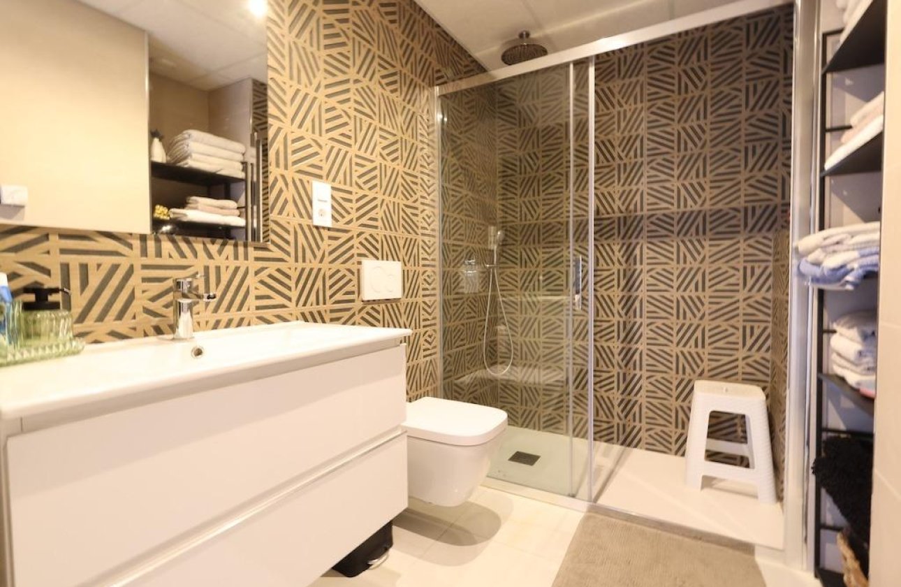 Resale - Apartment / flat - Orihuela Costa - Punta Prima