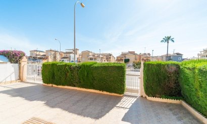 Resale - Villa - Orihuela Costa - Punta Prima