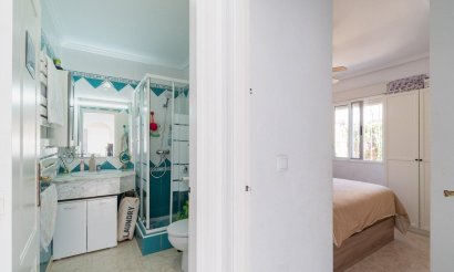 Resale - Villa - Orihuela Costa - Punta Prima