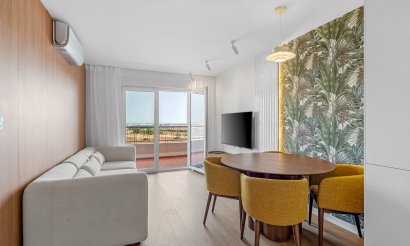 Resale - Apartment / flat - Torrevieja - Punta Prima