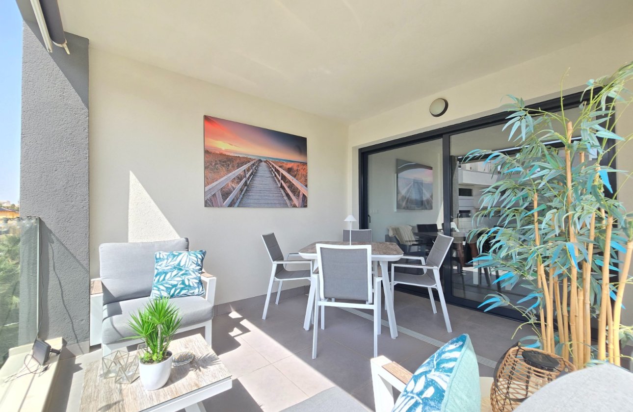 Resale - Apartment / flat - Orihuela Costa - Villamartín *