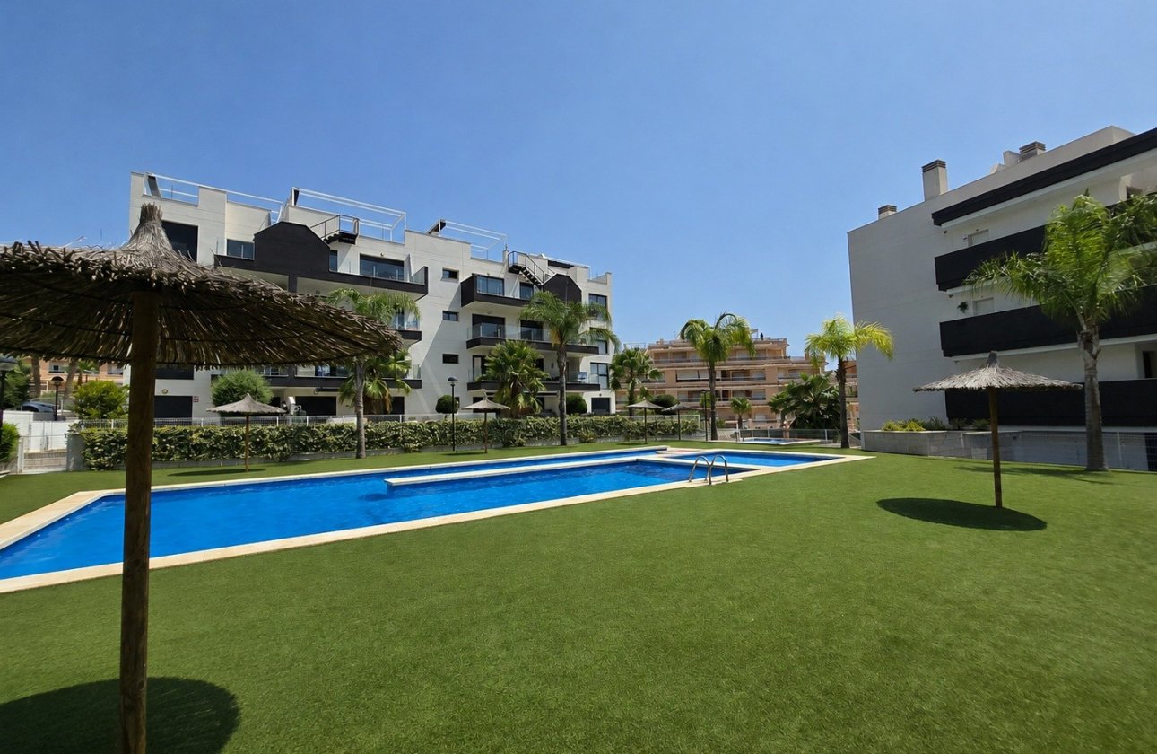 Resale - Apartment / flat - Orihuela Costa - Villamartín *