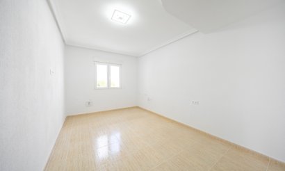 Resale - Villa - Orihuela Costa - PAU 26