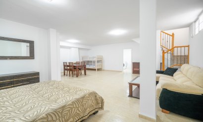 Resale - Villa - Orihuela Costa - PAU 26