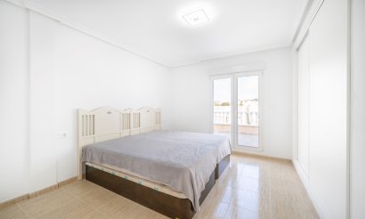 Resale - Villa - Orihuela Costa - PAU 26