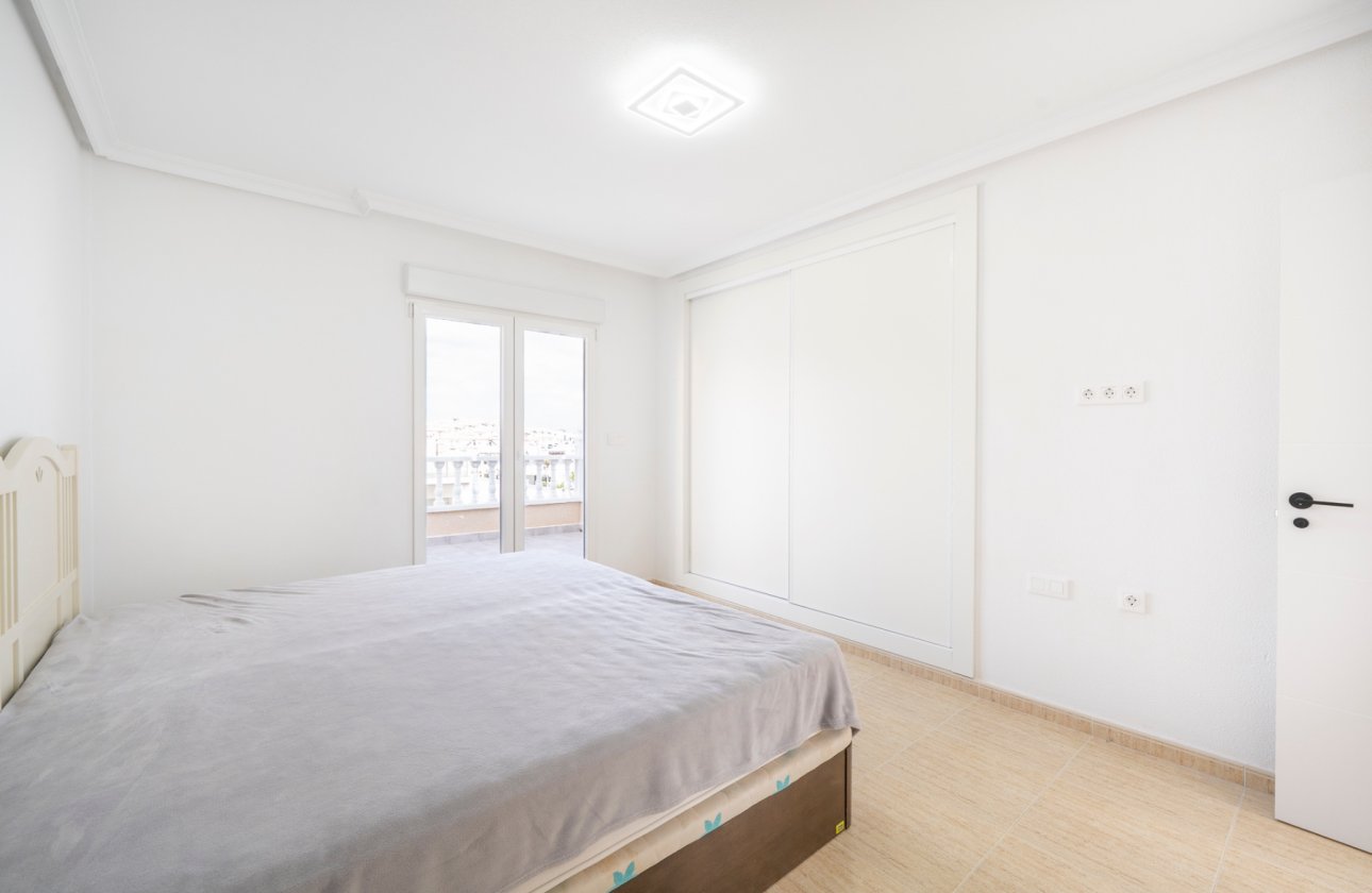 Resale - Villa - Orihuela Costa - PAU 26