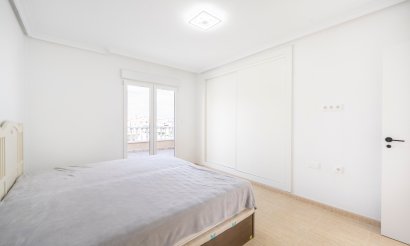 Resale - Villa - Orihuela Costa - PAU 26