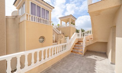 Resale - Villa - Orihuela Costa - PAU 26