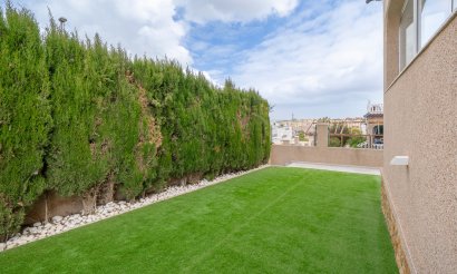 Resale - Villa - Orihuela Costa - PAU 26