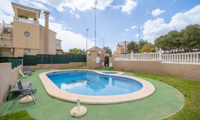 Resale - Villa - Orihuela Costa - PAU 26