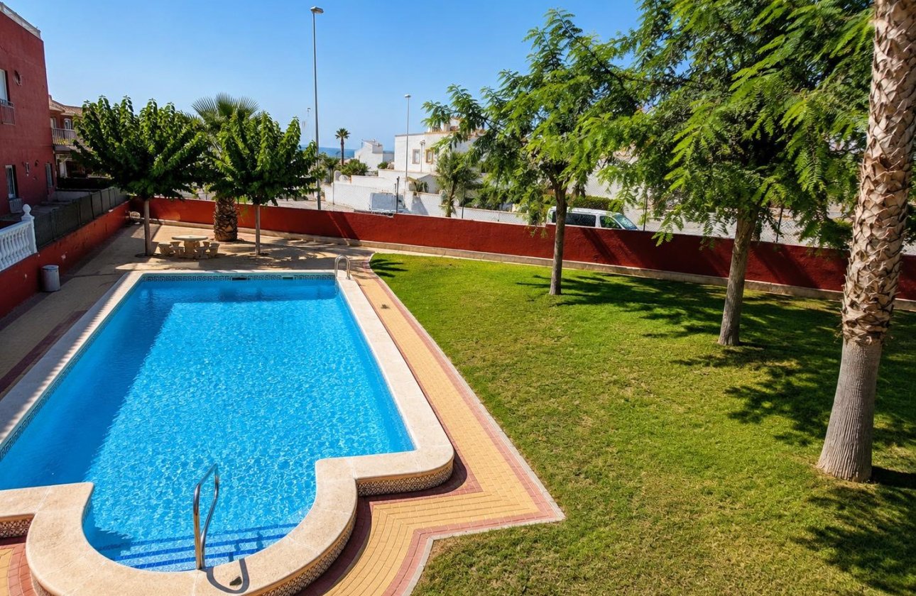 Resale - Bungalow - Orihuela Costa - Los Altos