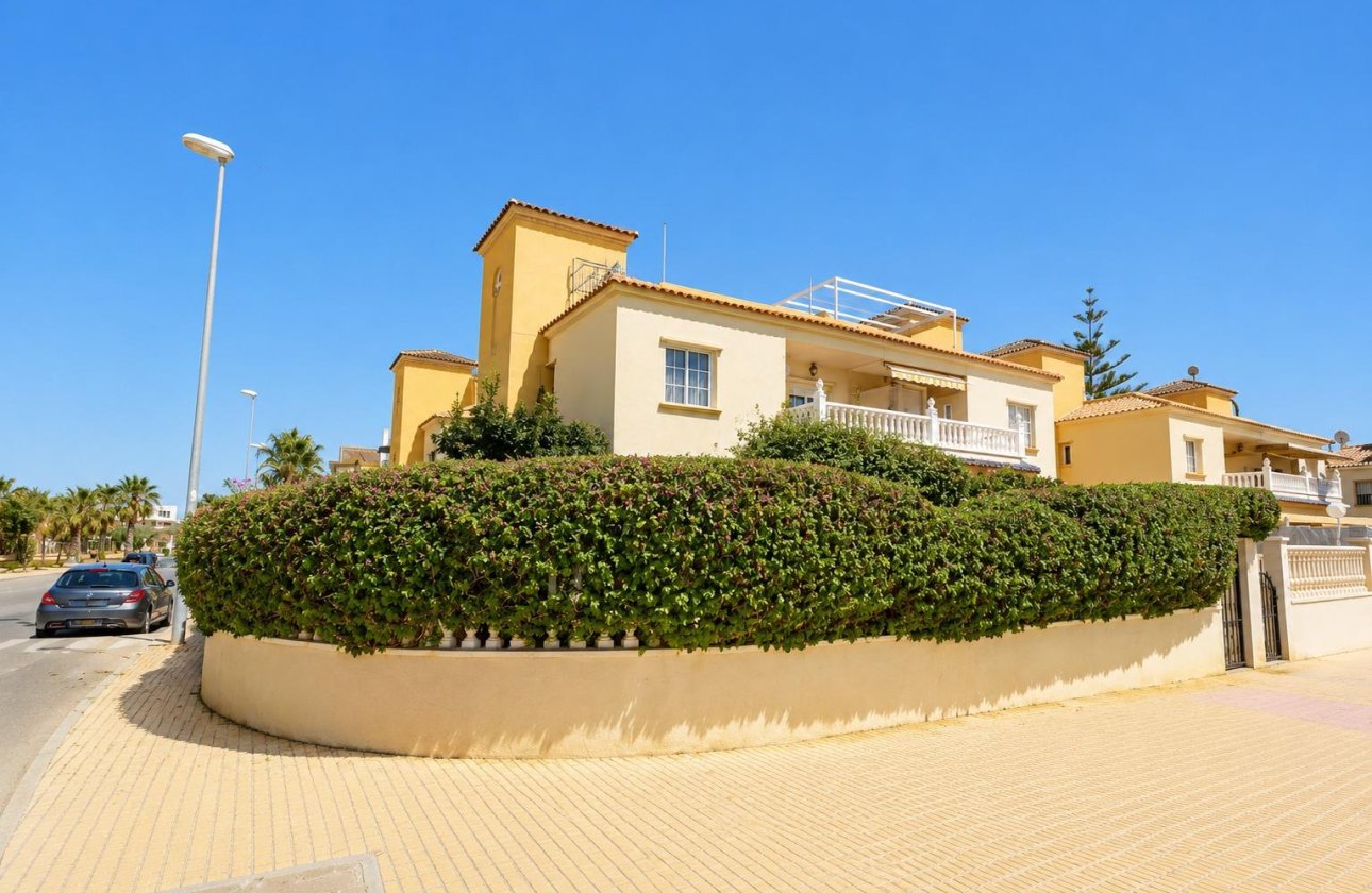 Resale - Apartment / flat - Orihuela Costa - Lomas de Cabo Roig