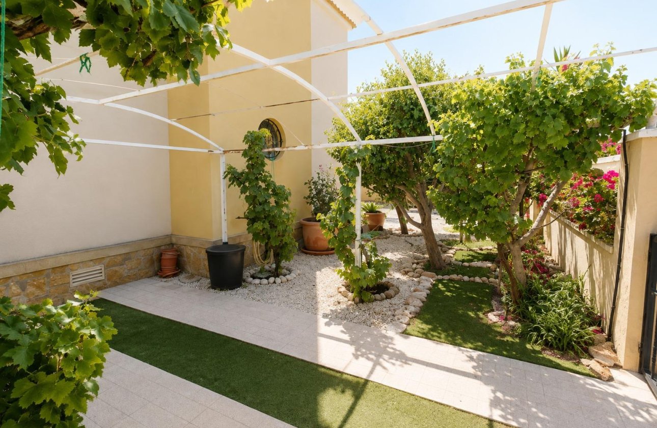 Resale - Apartment / flat - Orihuela Costa - Lomas de Cabo Roig