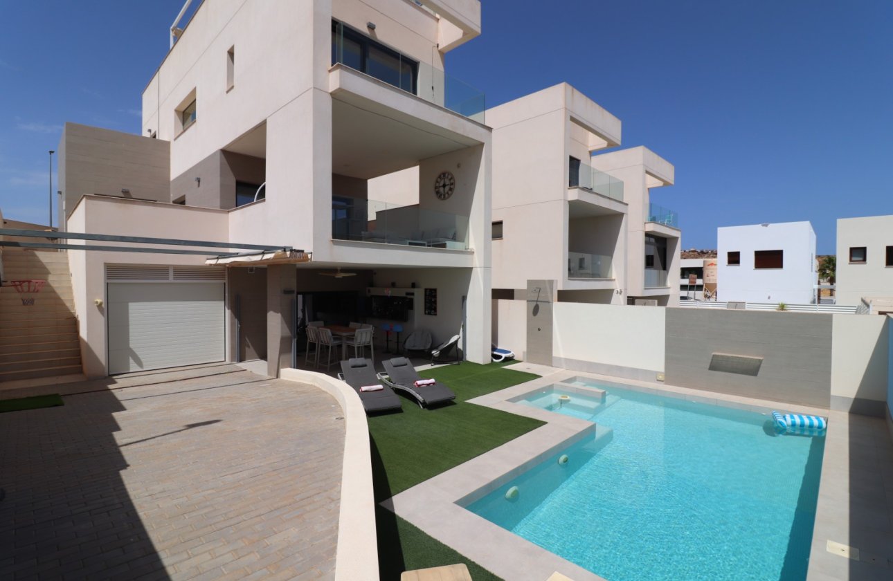 Resale - Villa - Benijofar - Benijofar - Village