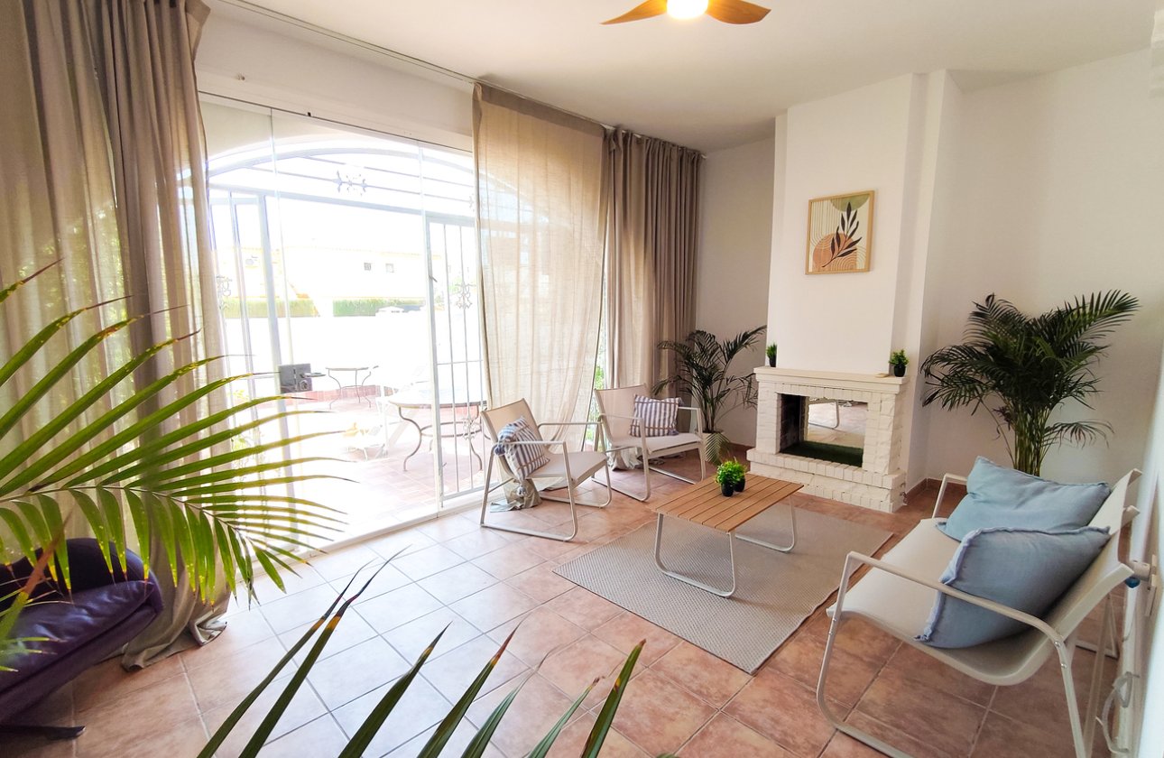 Resale - Bungalow - Orihuela Costa - Playa Flamenca