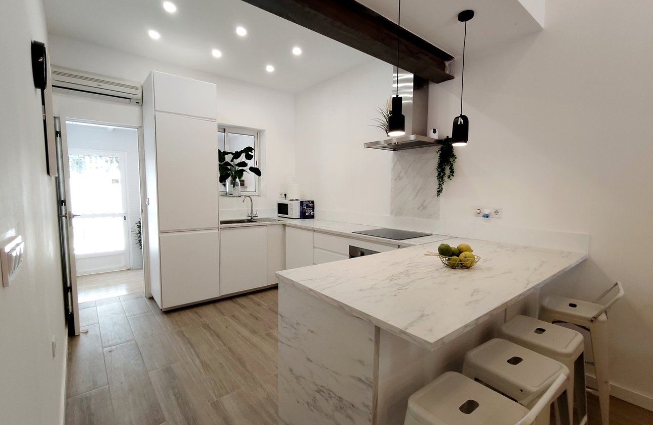 Resale - Bungalow - Orihuela Costa - Playa Flamenca