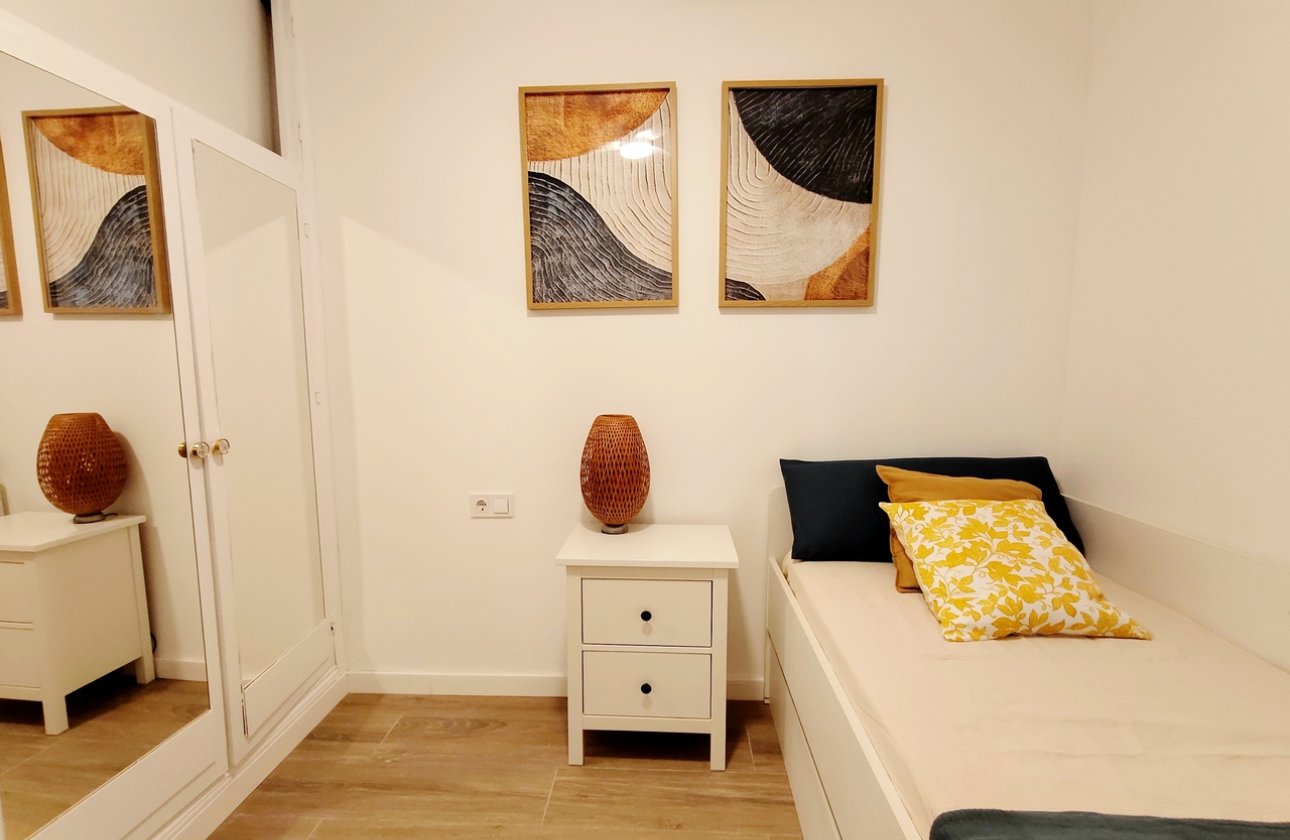 Resale - Bungalow - Orihuela Costa - Playa Flamenca
