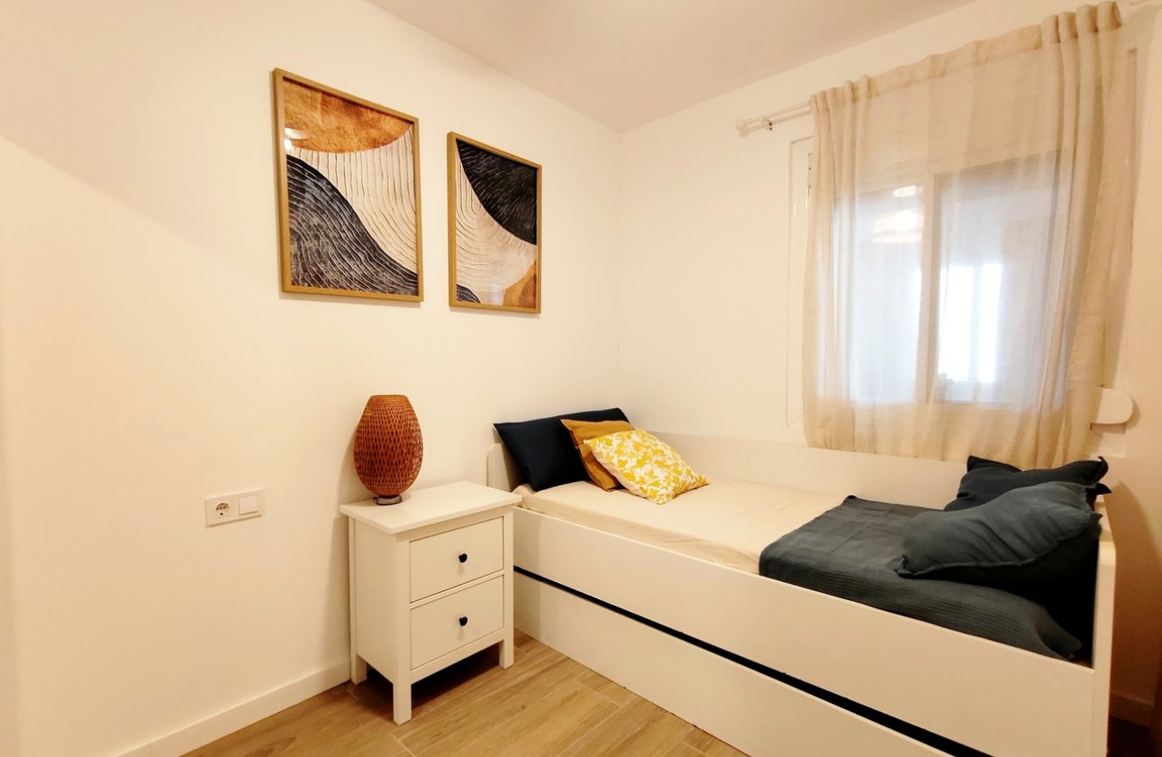 Resale - Bungalow - Orihuela Costa - Playa Flamenca