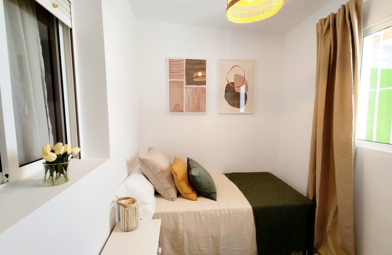 Resale - Bungalow - Orihuela Costa - Playa Flamenca