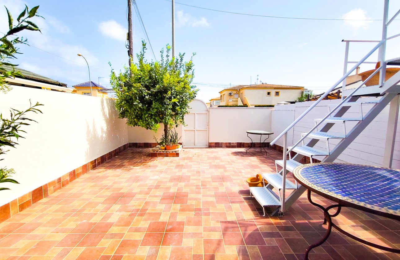 Resale - Bungalow - Orihuela Costa - Playa Flamenca
