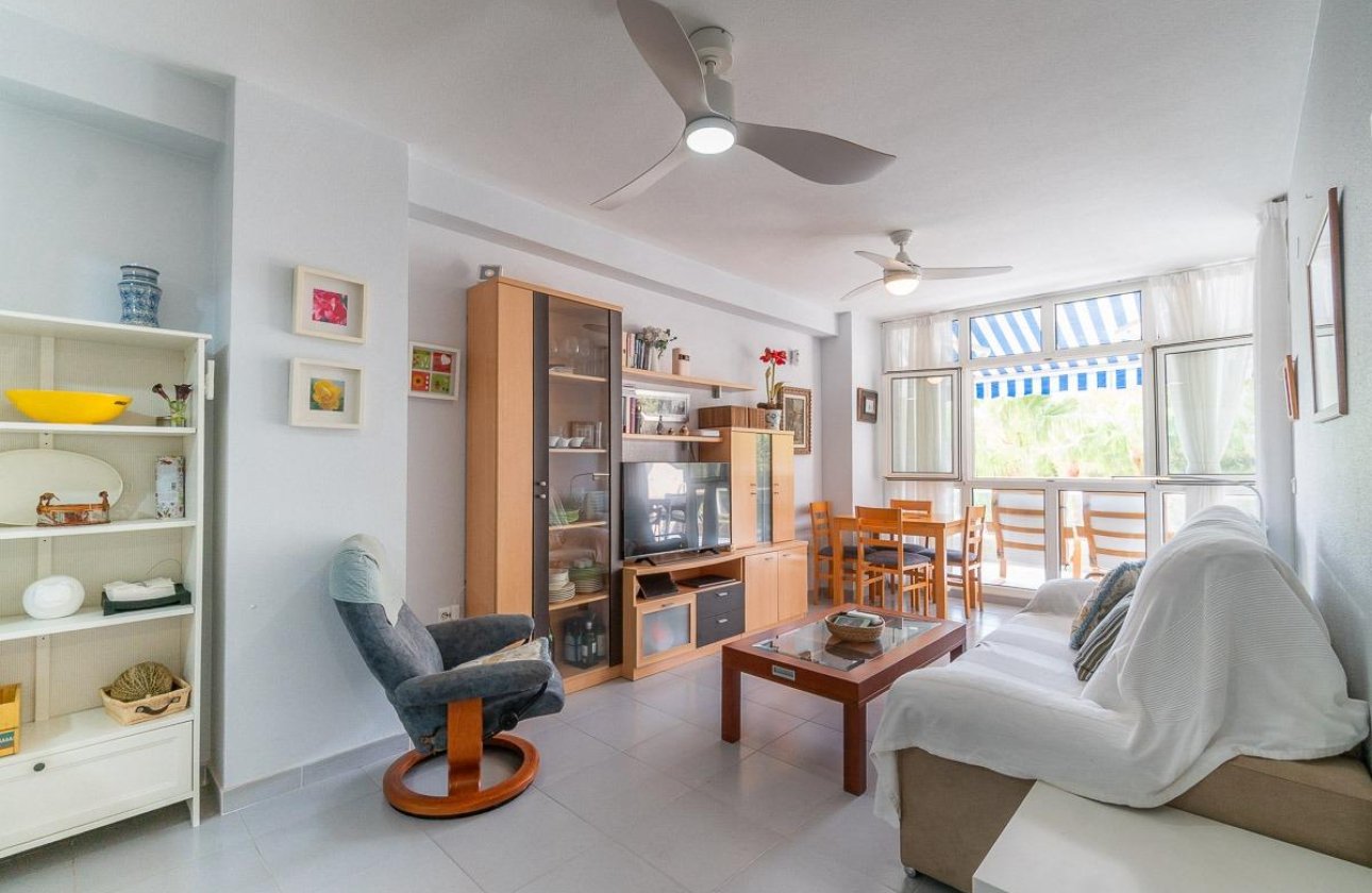 Resale - Apartment / flat - Orihuela Costa - Campoamor