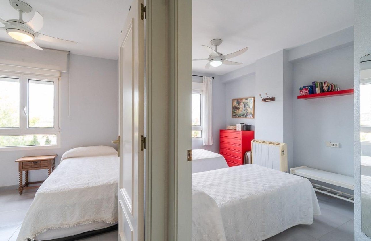 Resale - Apartment / flat - Orihuela Costa - Campoamor