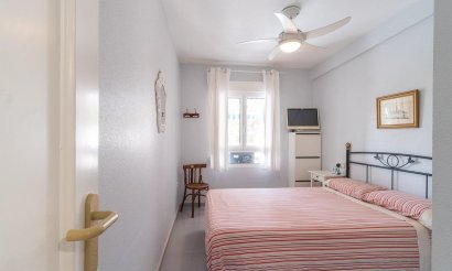 Resale - Apartment / flat - Orihuela Costa - Campoamor