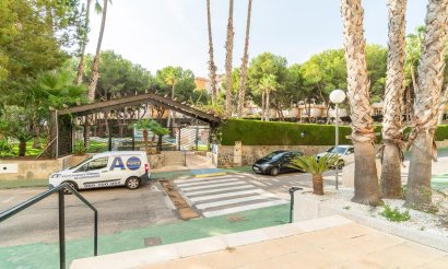 Resale - Apartment / flat - Orihuela Costa - Campoamor