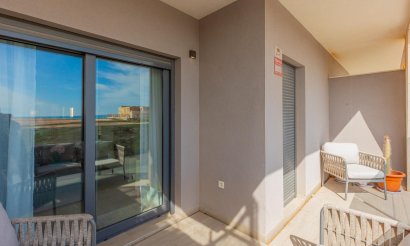 Resale - Apartment / flat - Torrevieja - Los Frutales