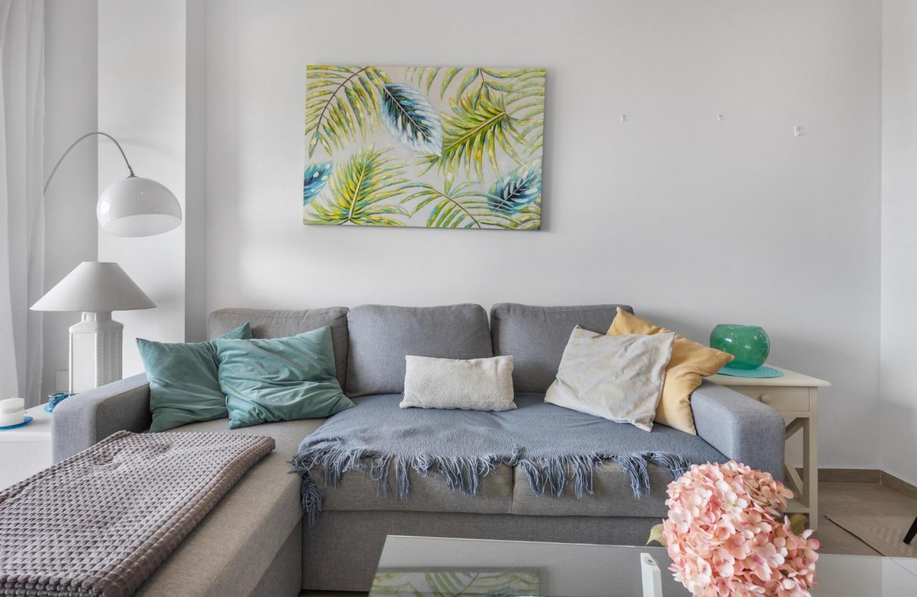 Resale - Apartment / flat - Torrevieja - Los Frutales