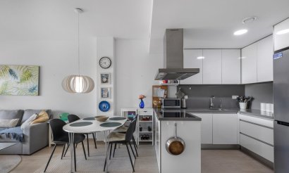 Resale - Apartment / flat - Torrevieja - Los Frutales