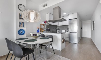 Resale - Apartment / flat - Torrevieja - Los Frutales