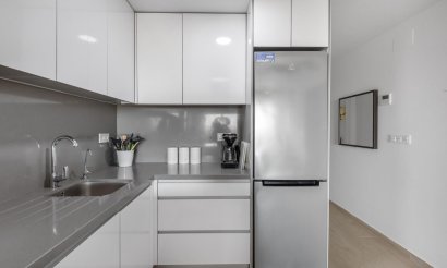 Resale - Apartment / flat - Torrevieja - Los Frutales