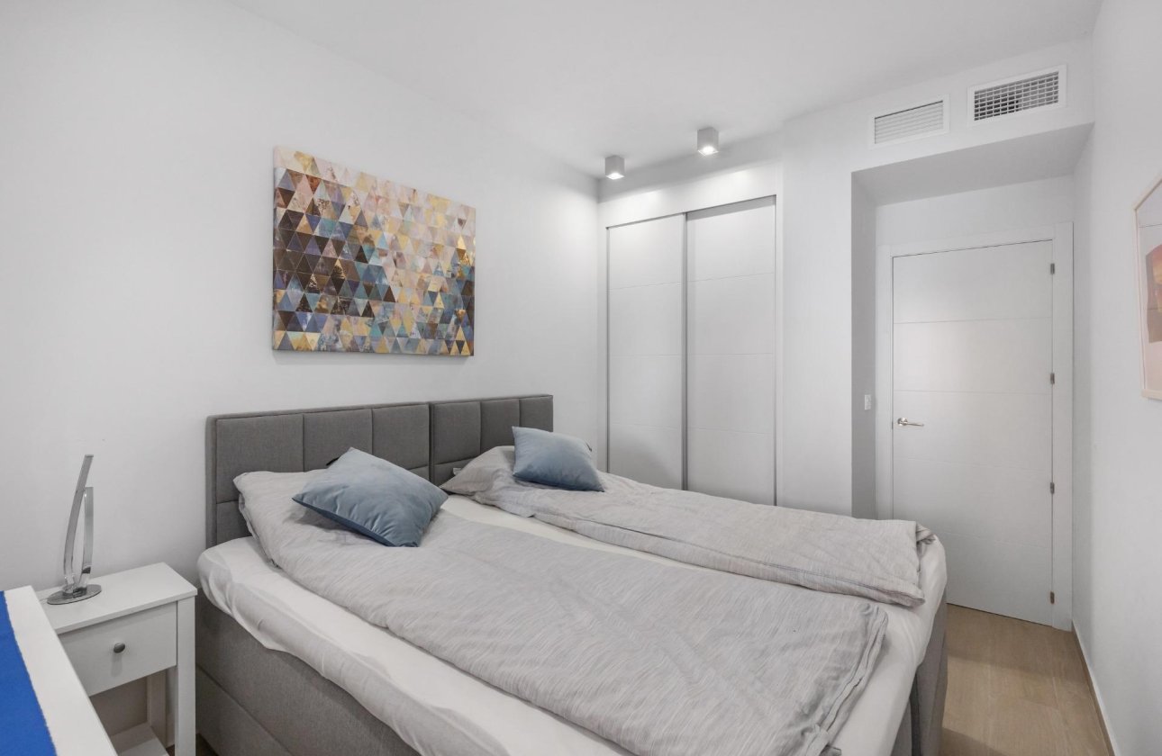 Resale - Apartment / flat - Torrevieja - Los Frutales