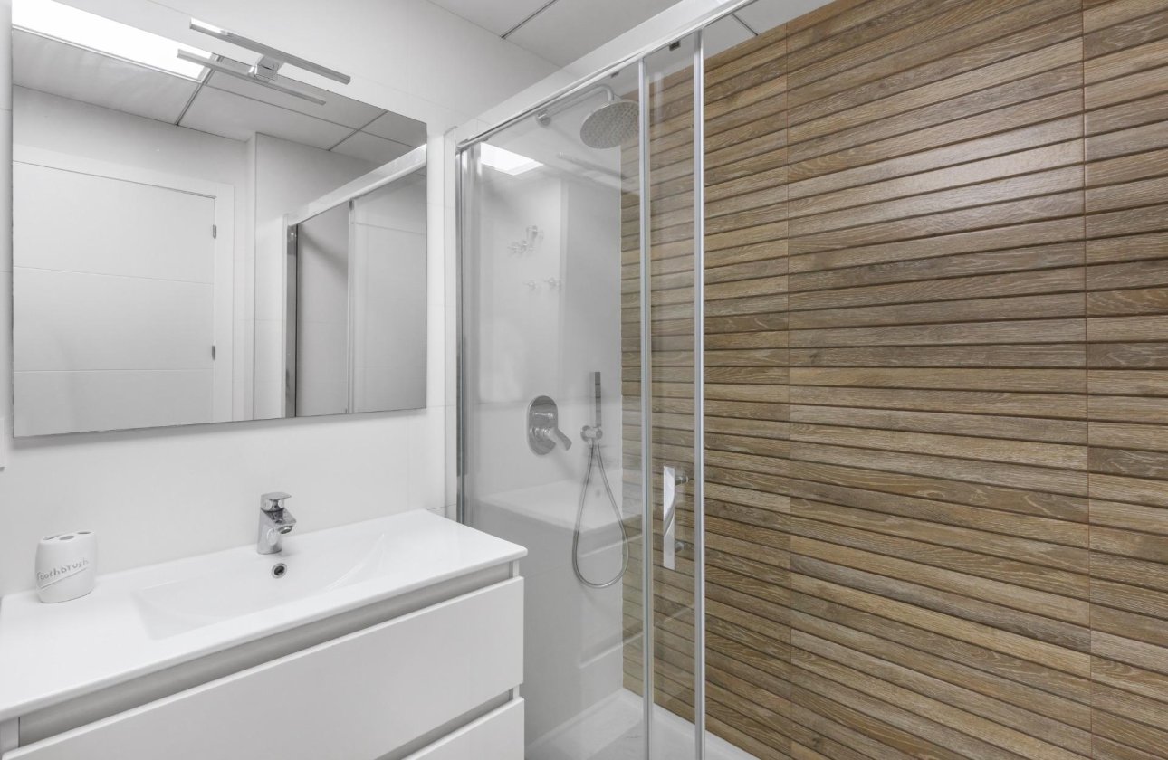Resale - Apartment / flat - Torrevieja - Los Frutales