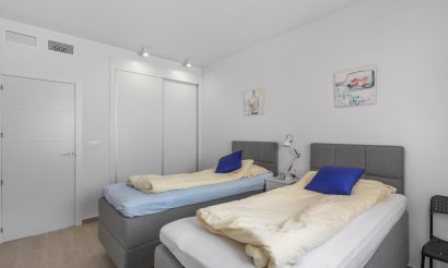 Resale - Apartment / flat - Torrevieja - Los Frutales