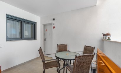 Resale - Apartment / flat - Torrevieja - Los Frutales