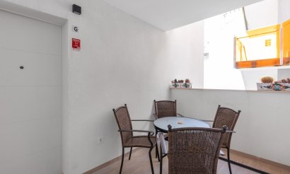 Resale - Apartment / flat - Torrevieja - Los Frutales