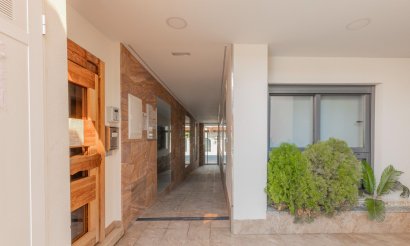 Resale - Apartment / flat - Torrevieja - Los Frutales