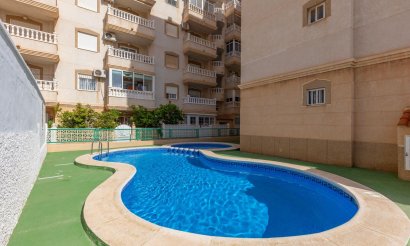 Revente - Appartement - Torrevieja - Nueva Torrevieja
