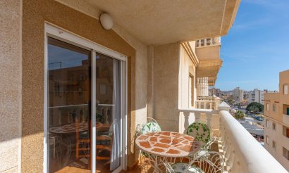 Revente - Appartement - Torrevieja - Nueva Torrevieja