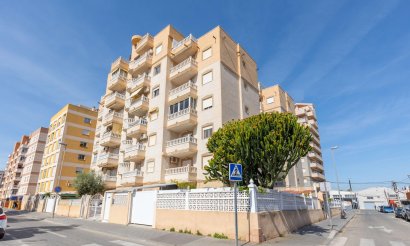 Revente - Appartement - Torrevieja - Nueva Torrevieja